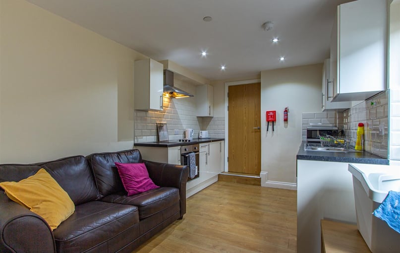 Tewkesbury Street, Cathays, Cardiff - Image 1